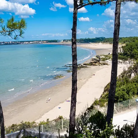 Maison Charmante A Avec Jardin Сasa de vacaciones *